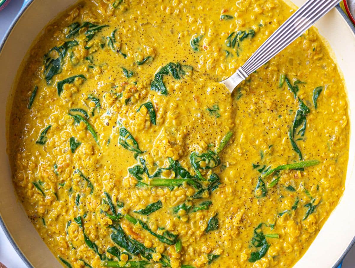 Simple Red Lentil Dal: Comforting, Pantry-Friendly One-Pot Dinner